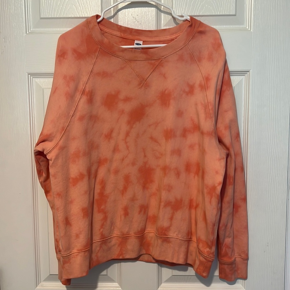 Old Navy Women’s tie dyed sweatshirt